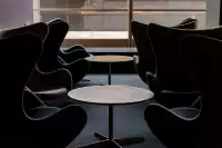 Möbel - Stocksy / Alexandr Ivanets