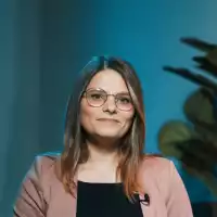 Julia Schmitt