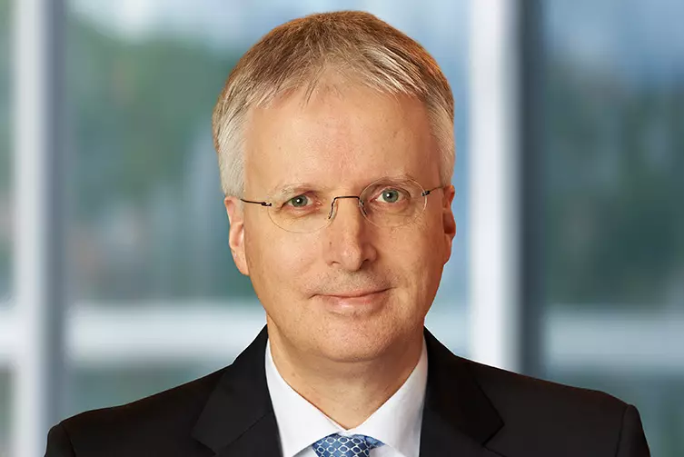 Portrait Dr. Jens-Sören Schröder