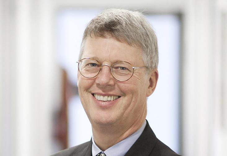 Dr. Martin Prager