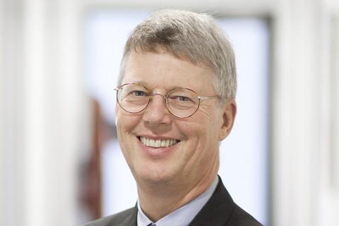 Dr. Martin Prager